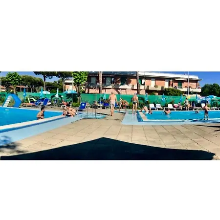 Camping Giardino * Marina di Massa